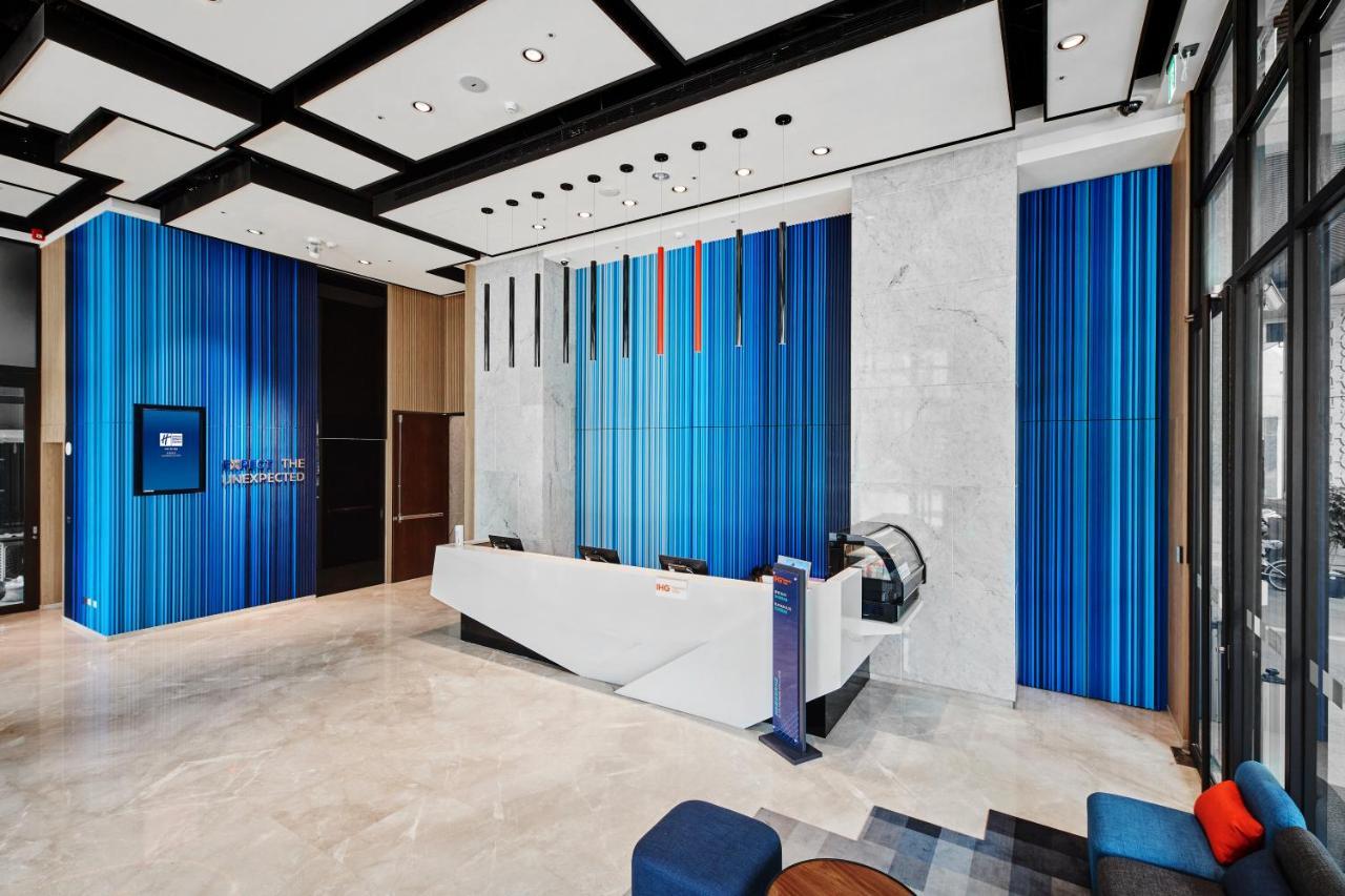 Holiday Inn Express Kaohsiung Love River By Ihg Esterno foto