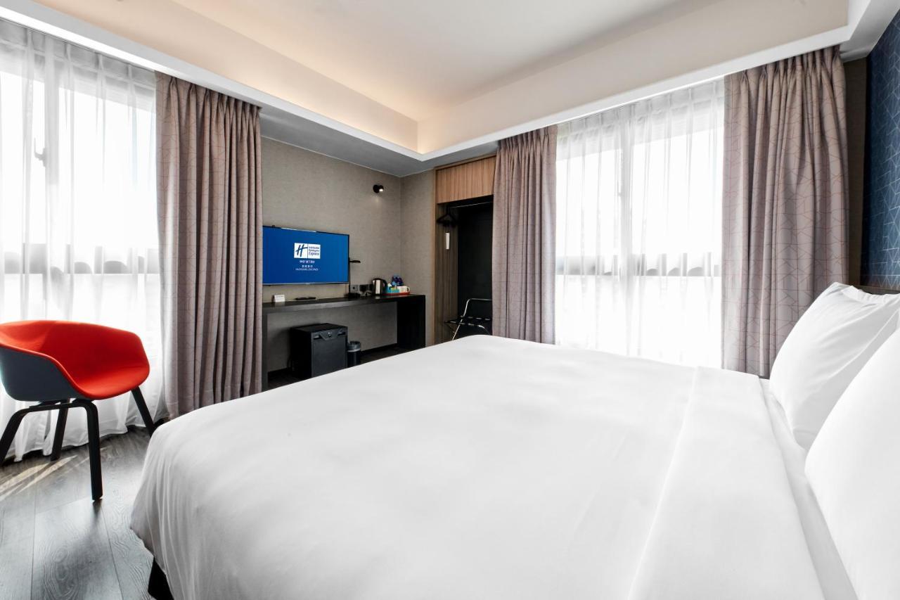 Holiday Inn Express Kaohsiung Love River By Ihg Esterno foto