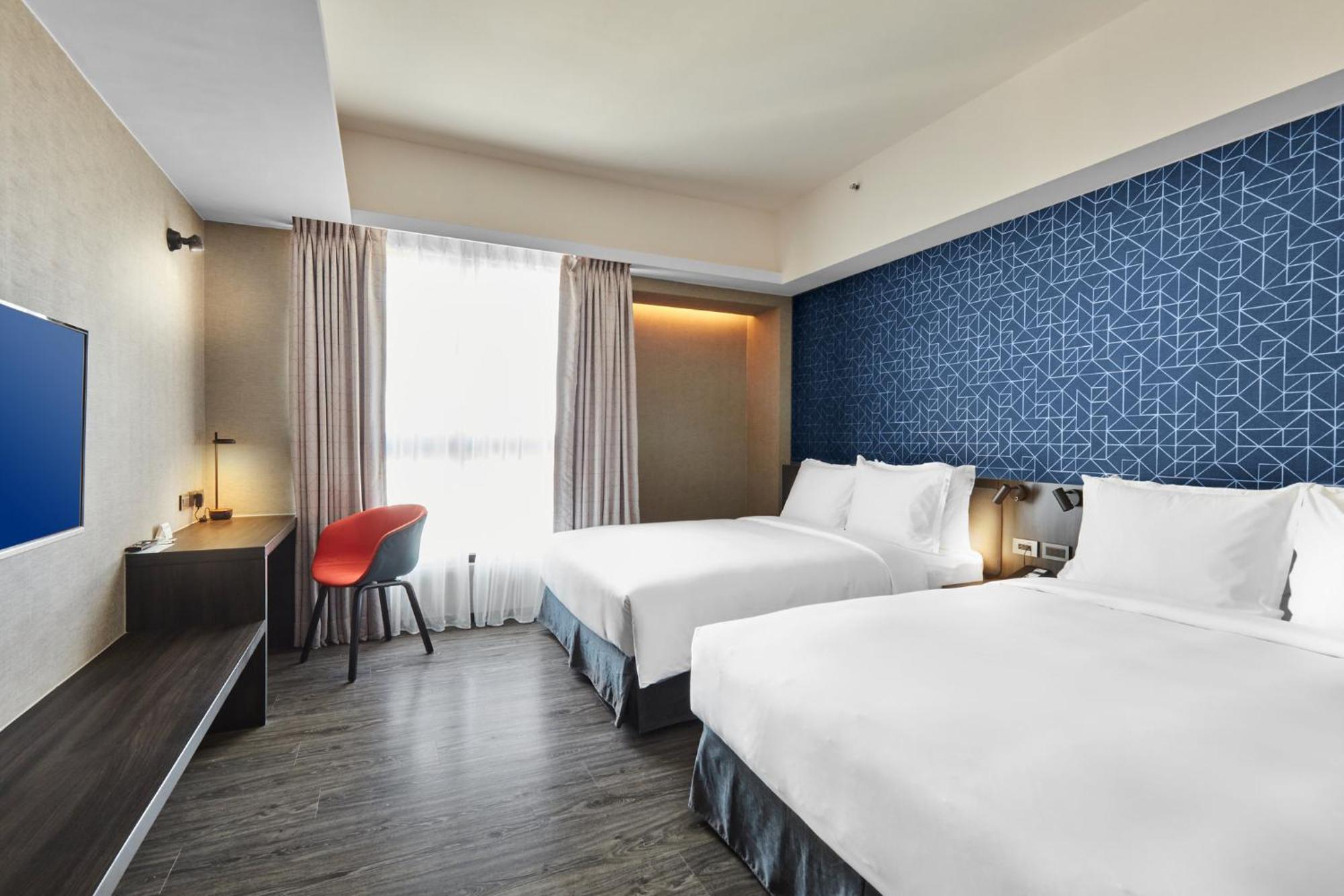 Holiday Inn Express Kaohsiung Love River By Ihg Esterno foto